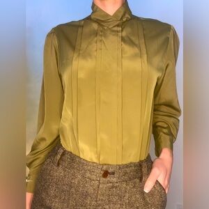 Sophisticated Chartreuse Vntg Top